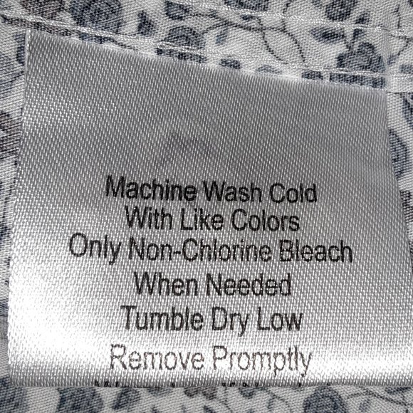 Joseph Abboud Dress Shirt - White with Floral Pattern - Men's Size Large - Picture 8 of 11